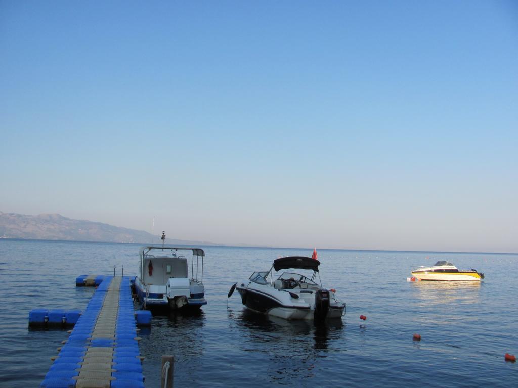 Sea Breeze Apartment Bougainville Bay Sarandë エクステリア 写真