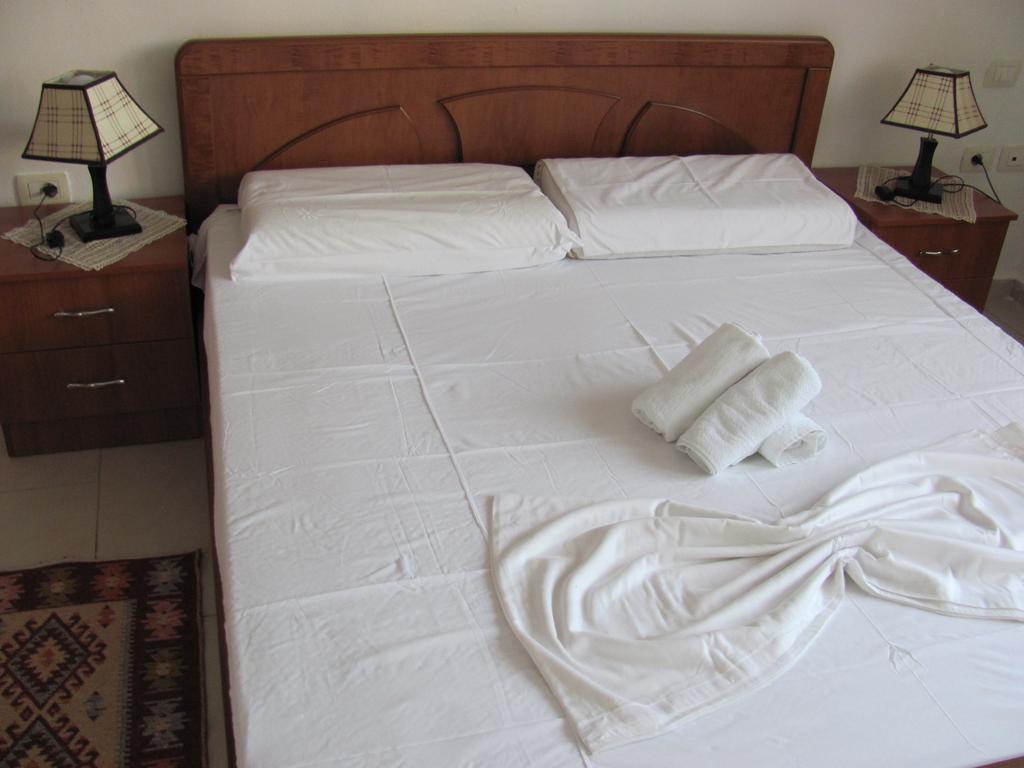 Sea Breeze Apartment Bougainville Bay Sarandë エクステリア 写真